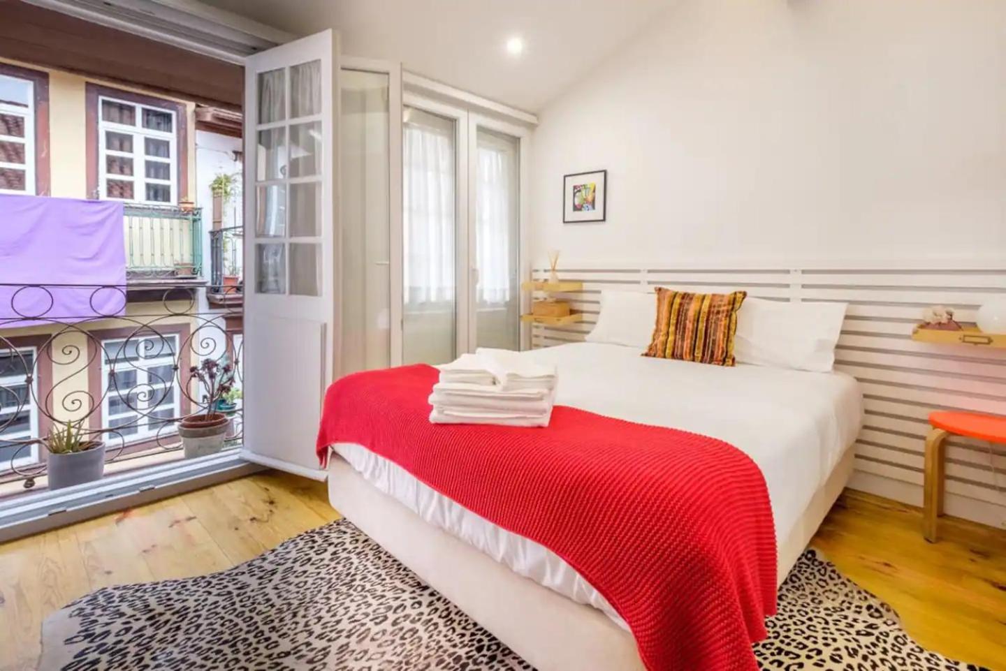 Casa Velhinha - Design, Culture And Comfort In Guimaraes Bagian luar foto