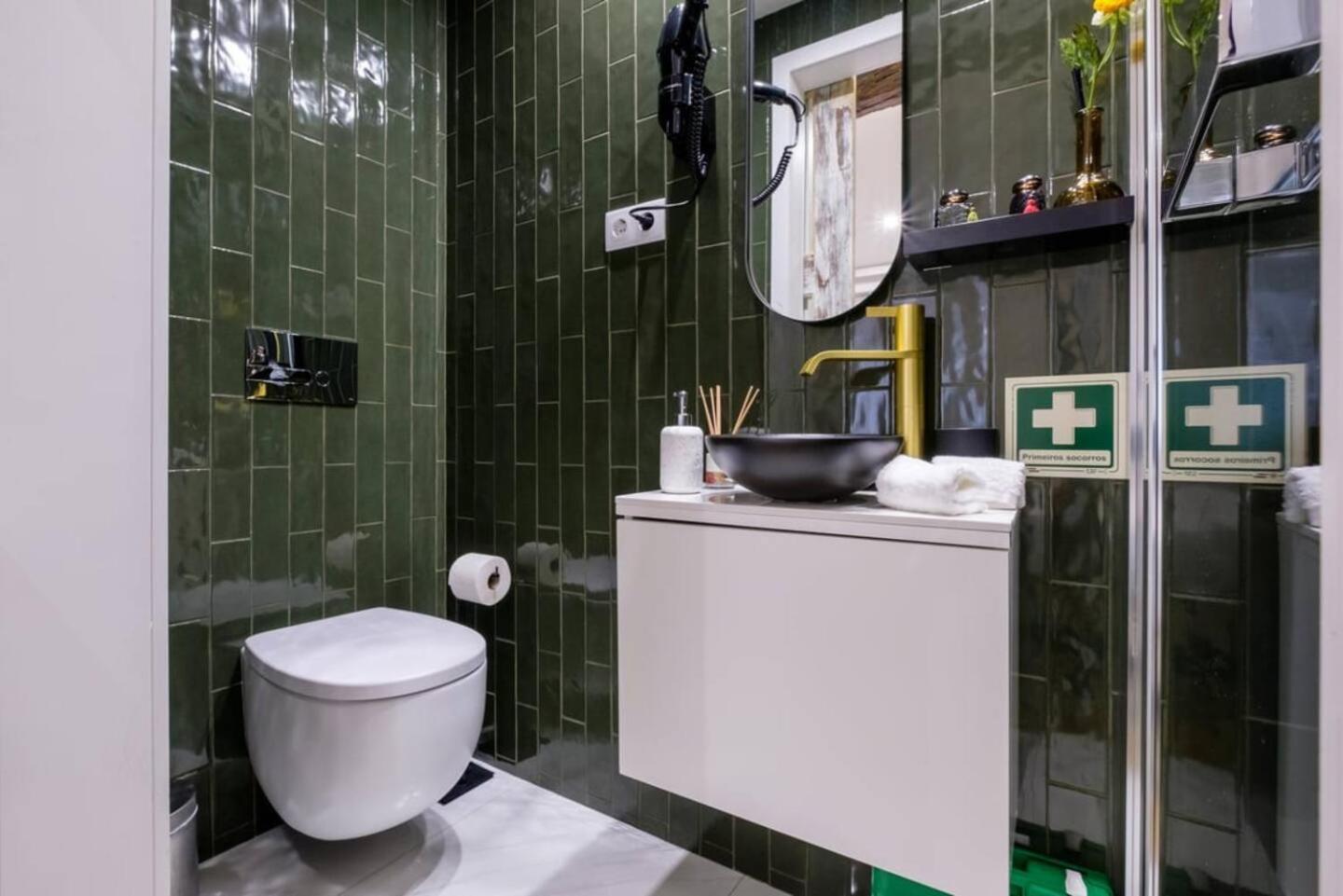 Casa Velhinha - Design, Culture And Comfort In Guimaraes Bagian luar foto