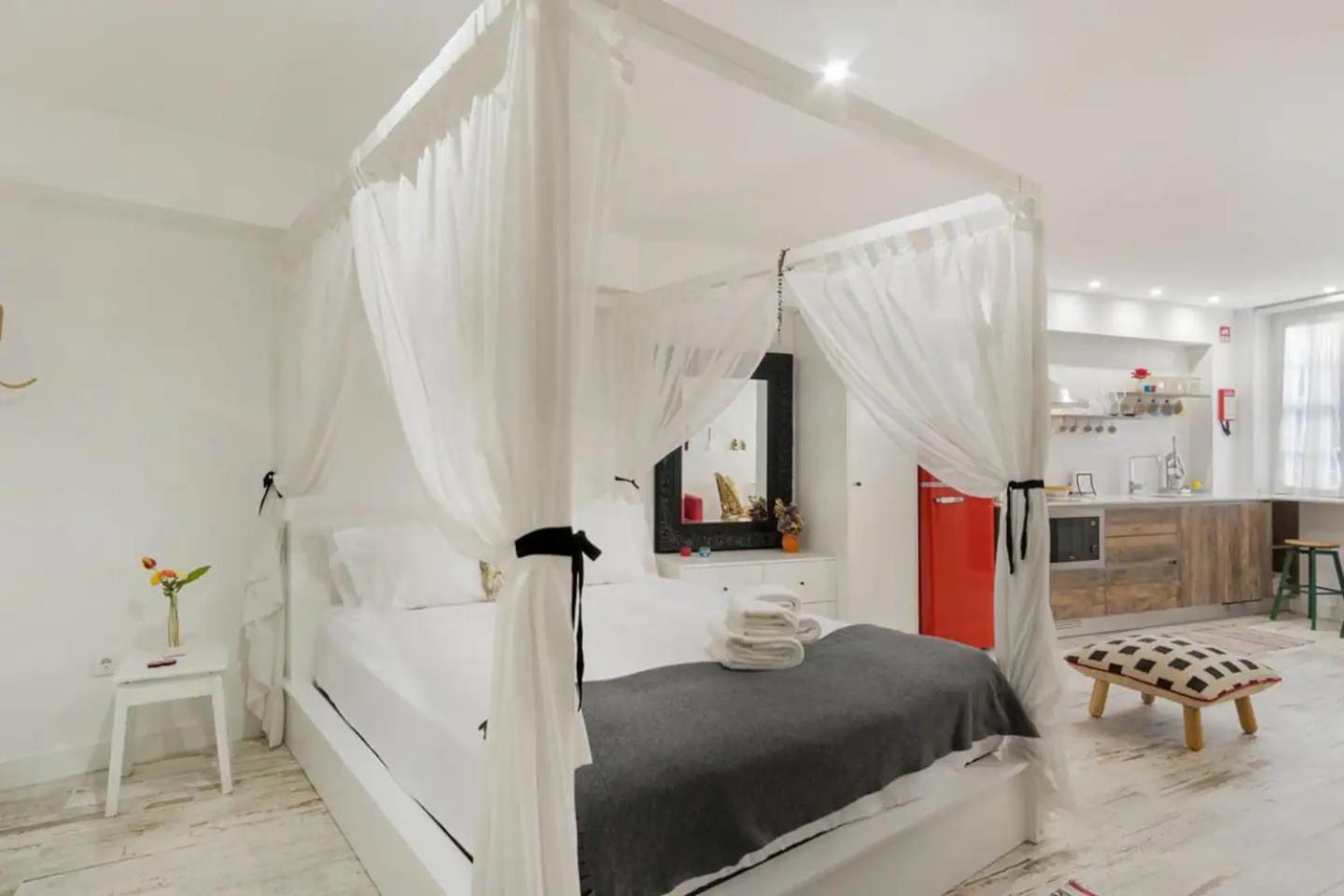Casa Velhinha - Design, Culture And Comfort In Guimaraes Bagian luar foto
