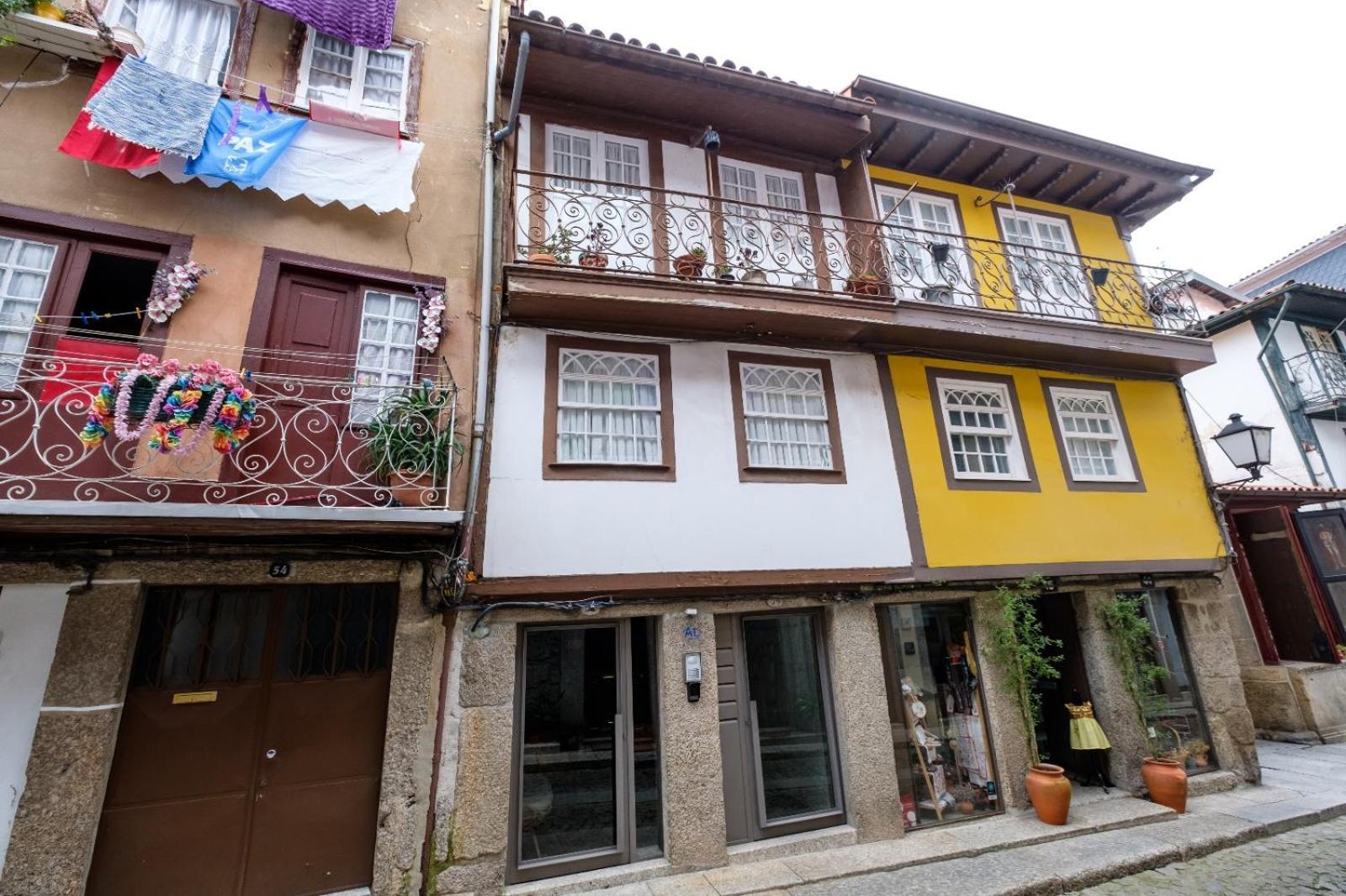 Casa Velhinha - Design, Culture And Comfort In Guimaraes Bagian luar foto
